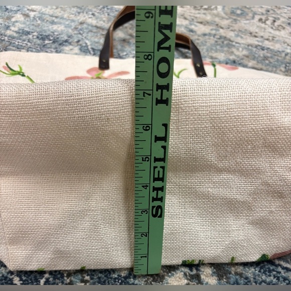 Twos Company Floral Tote Bag - Picture 4 of 7
